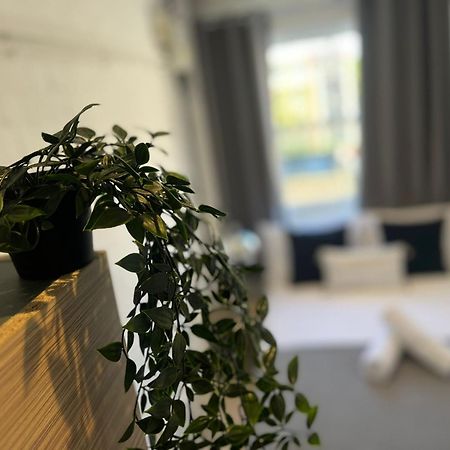 Nifty 2 Bedroom Flat In Goswell Rd Лондон Экстерьер фото